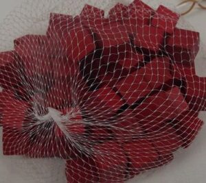 Wooden Cubes 1.5cm Red x 100pcs-0