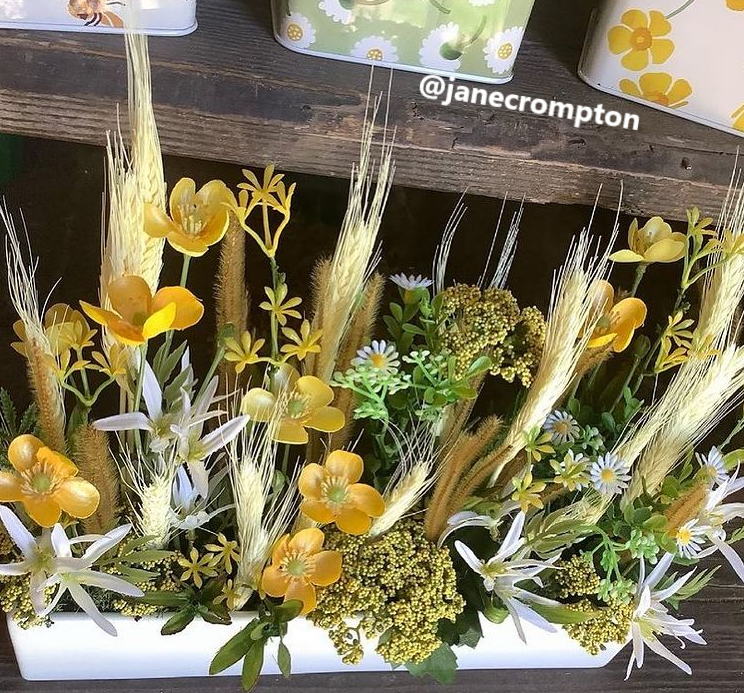 Meadow Buttercup 62cm-21841