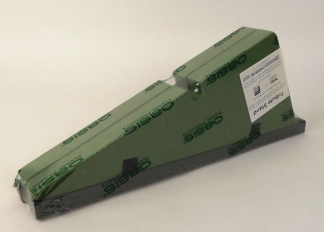 Tribute Stand 15 x 40 x 34cm-0